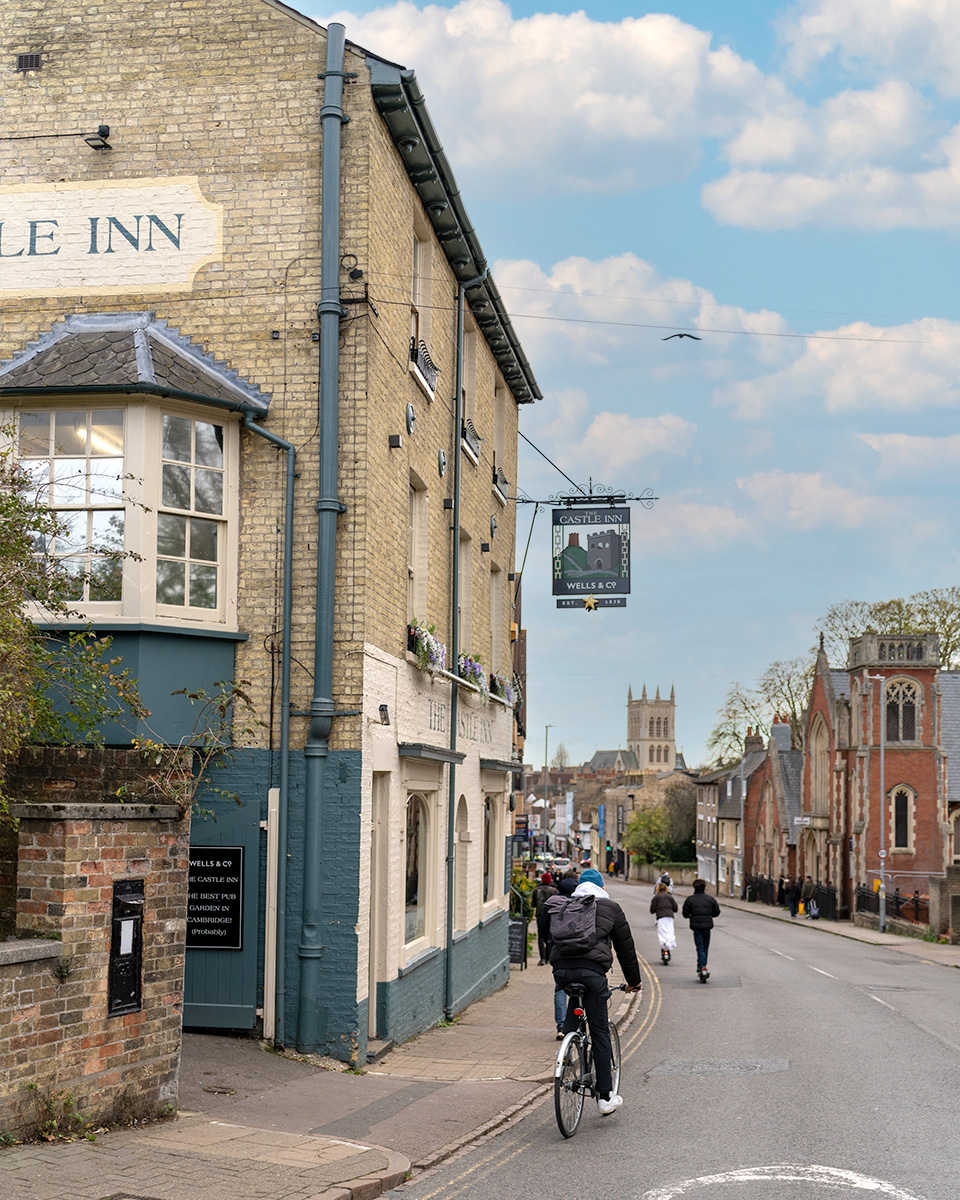 External view looking down Castle Road out the front of The Castle Inn pub in Cambridge
