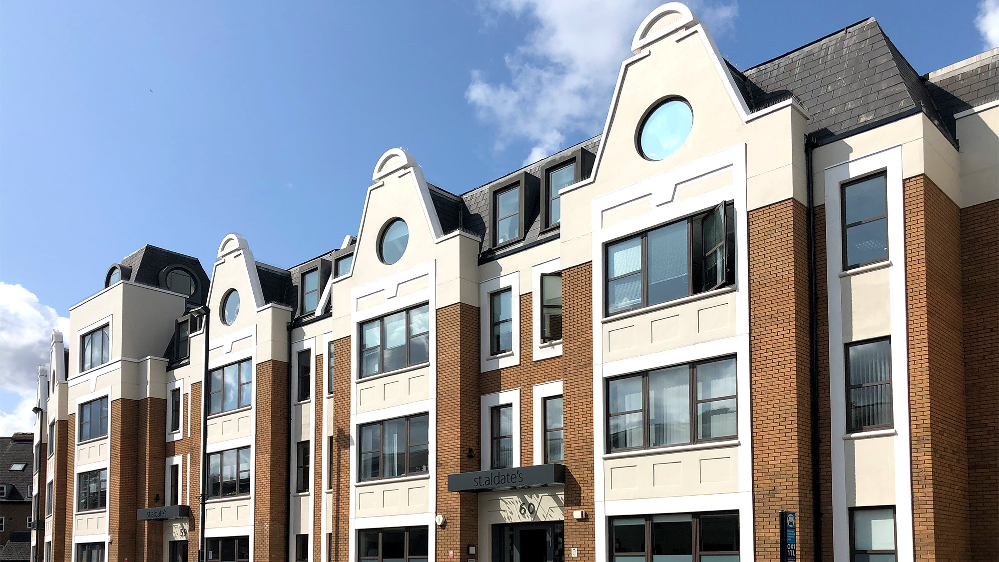 Photograph of the building exterior of 58 to 60 St Aldates in Oxford