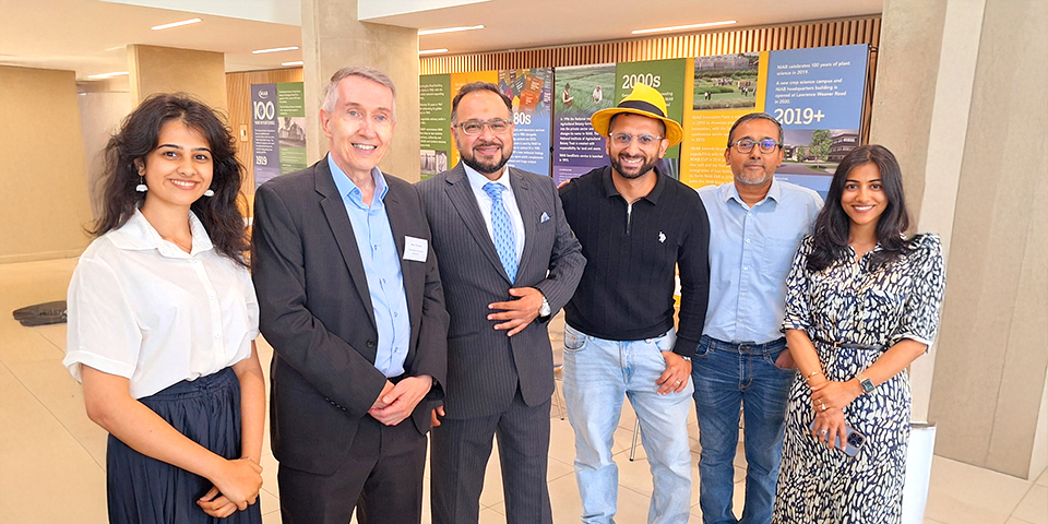 52Co-labs-by-journey-OxCam-Fellowship-Event-Wrap_ISB960